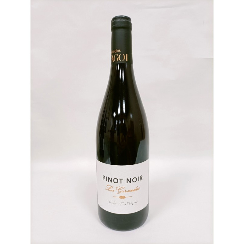 IGP Val de Loire Vendée - Les Giraudes Pinot noir - IGP Val de Loire Vendée - Domaine Fagot - Bio IGP Val de Loire Vendée - Les Giraudes Pinot noir - IGP Val de Loire Vendée - Domaine Fagot - Bio